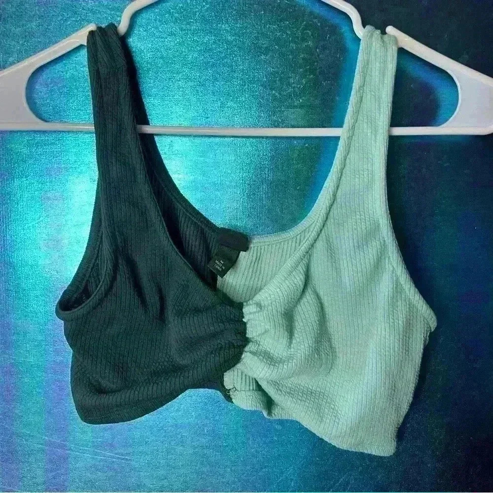 Wild Fable teal crop top, size M